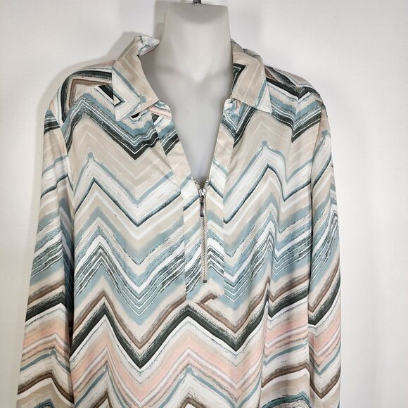 Chico's Womens Top Size 2 Large Watercolor Chevron Roll Tab Long Sleeve Pullover - Picture 3 of 8